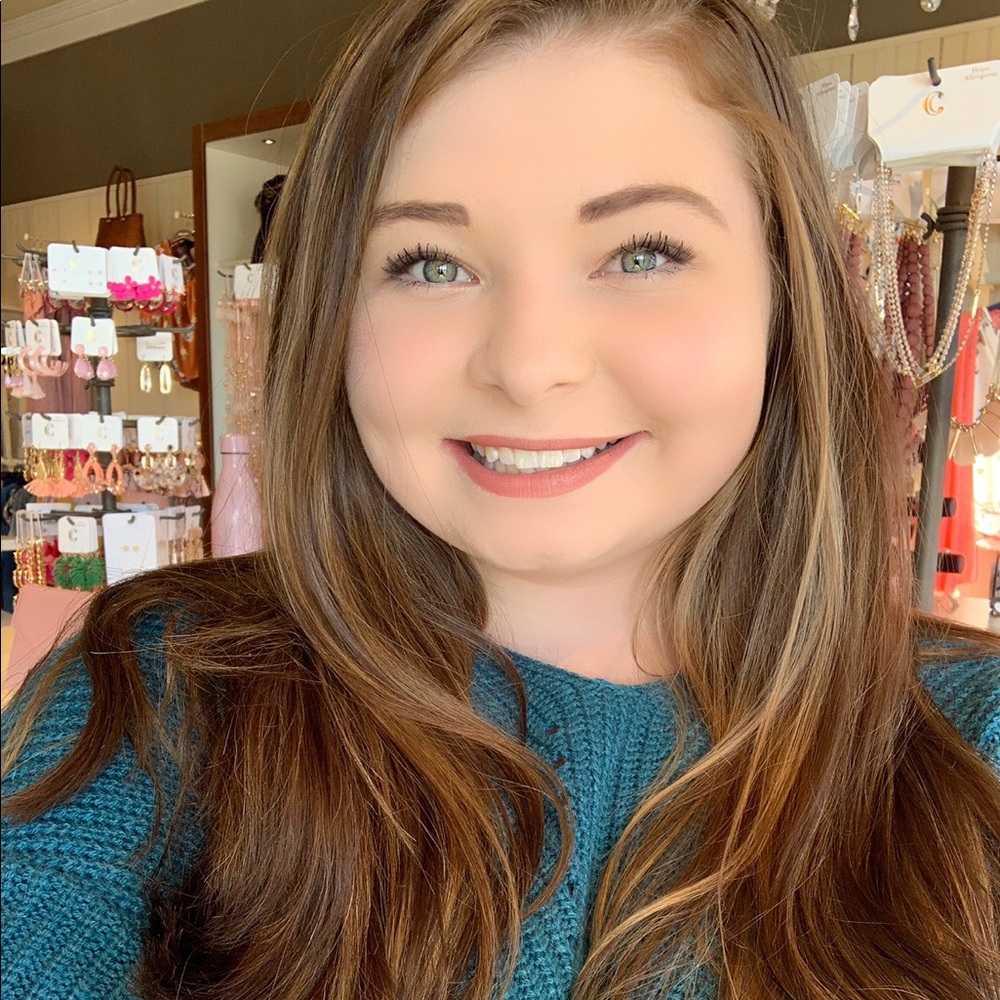 Meet your Posher, Reija